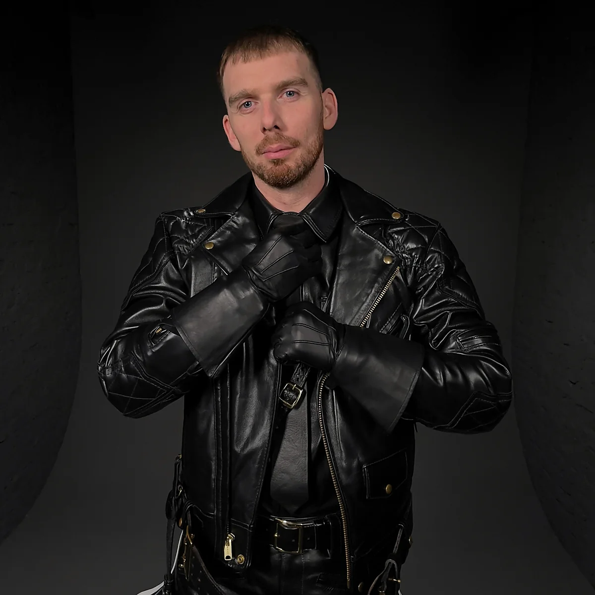 TG 650 LEATHER GAUNTLET GLOVES - Image 3