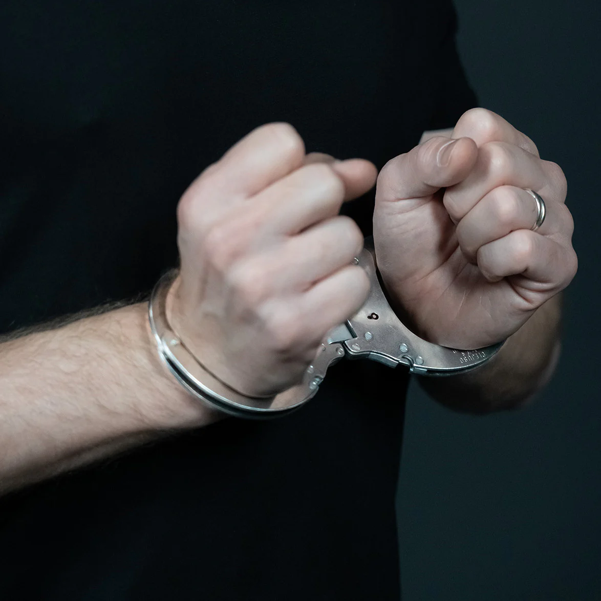 CLEJUSO GERMAN POLICE CUFFS 19R SLV - Image 4
