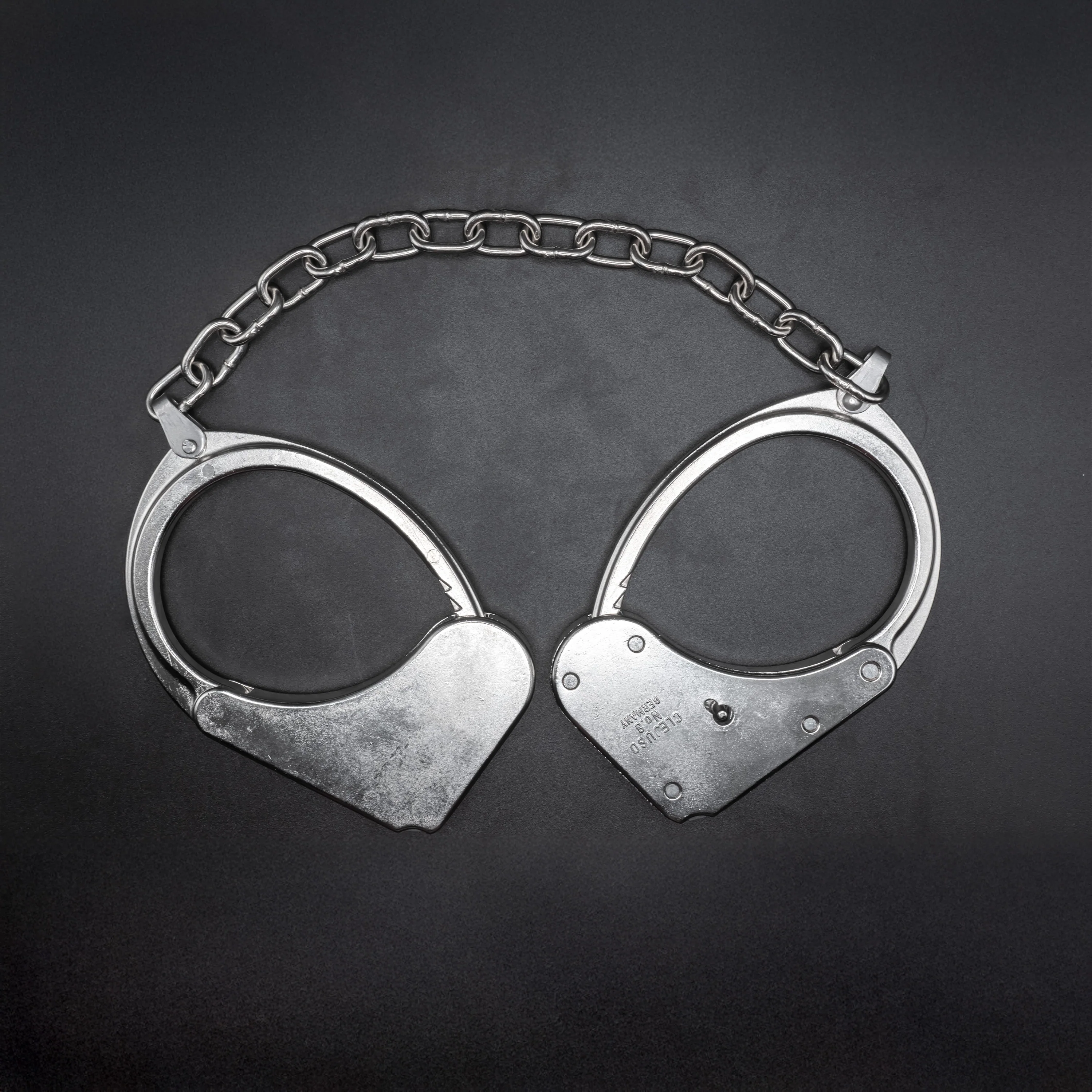CLEJUSO MOD.8 LEG IRONS - Image 3