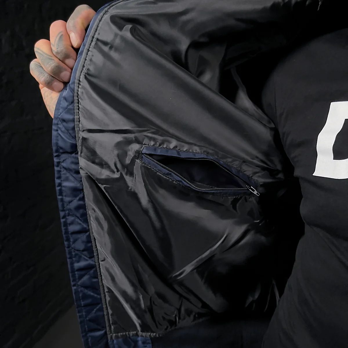 FLIGHT JACKET CAMDEN NAVY NYLON - Image 3
