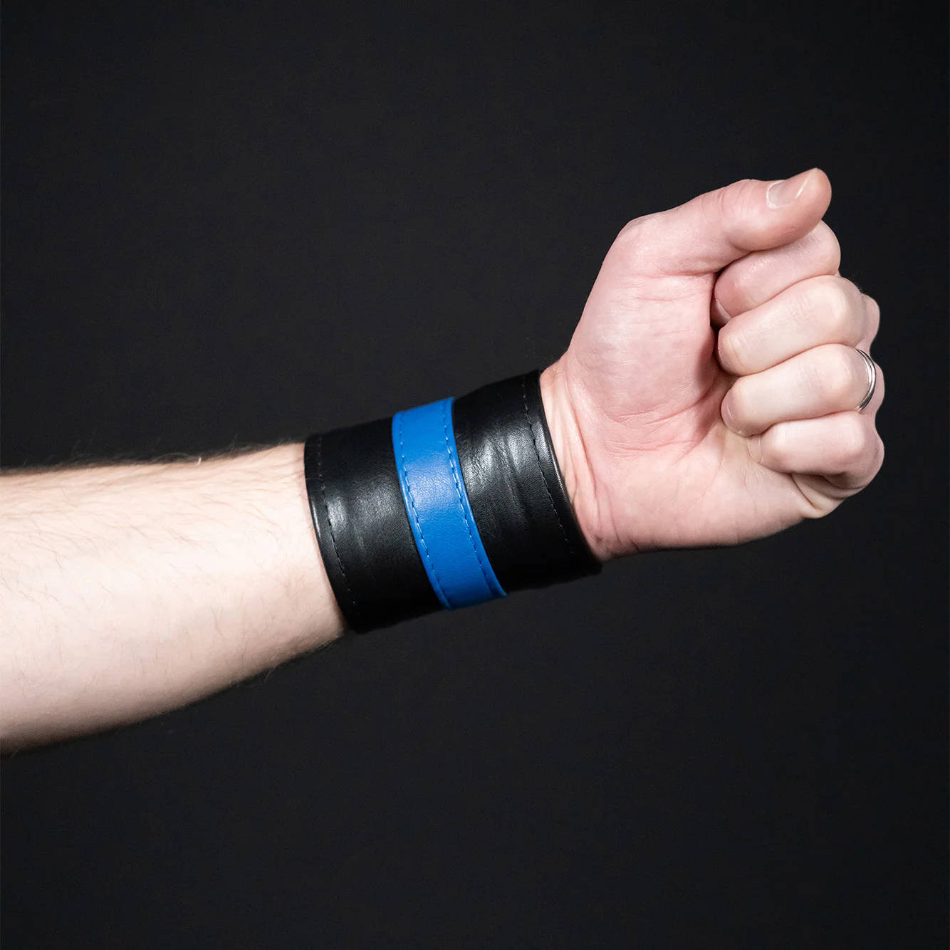 GEAR LEATHER WRIST WALLET BLK / BLUE - Image 4