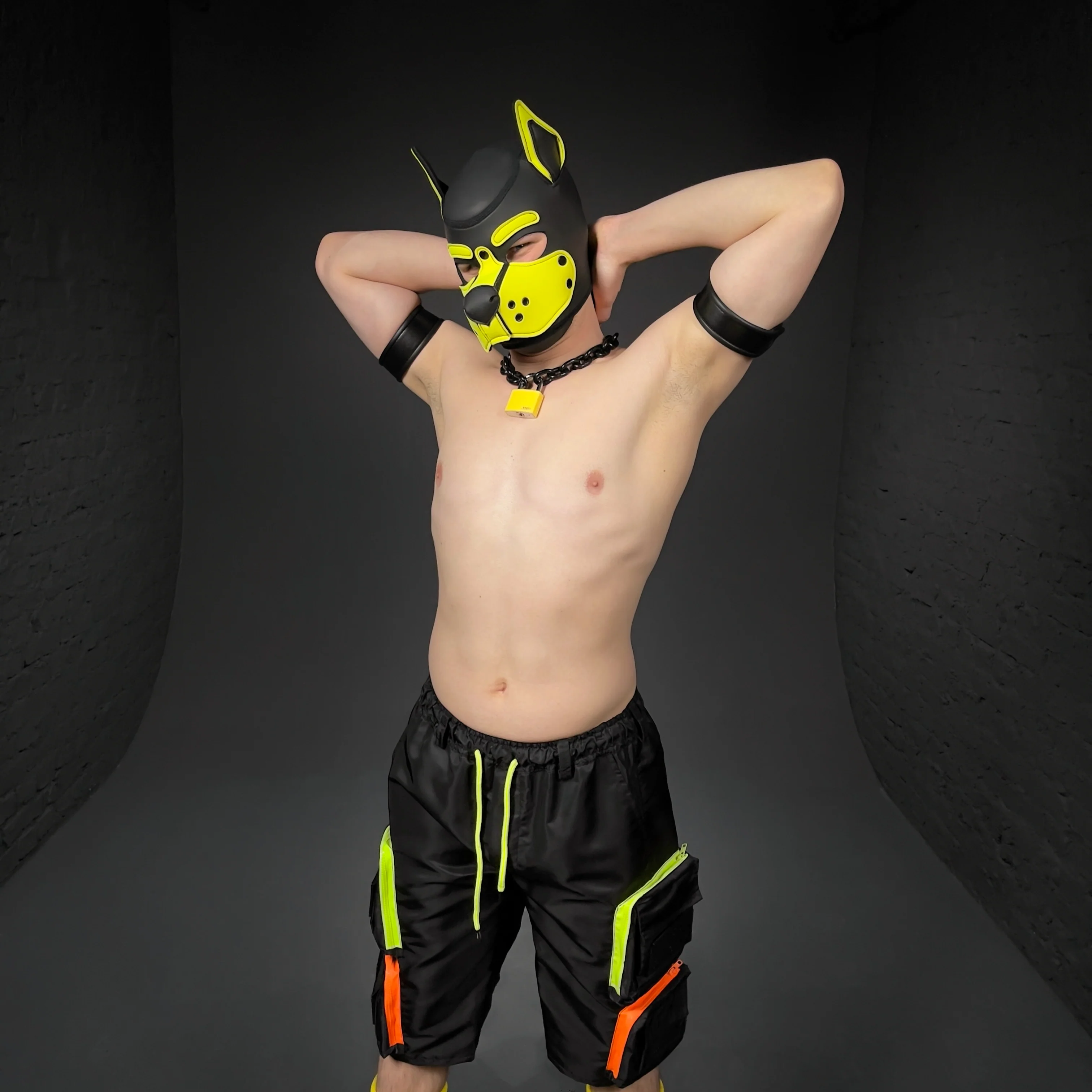MR-S NEOPRENE K-9 HOOD YELLOW - Image 3