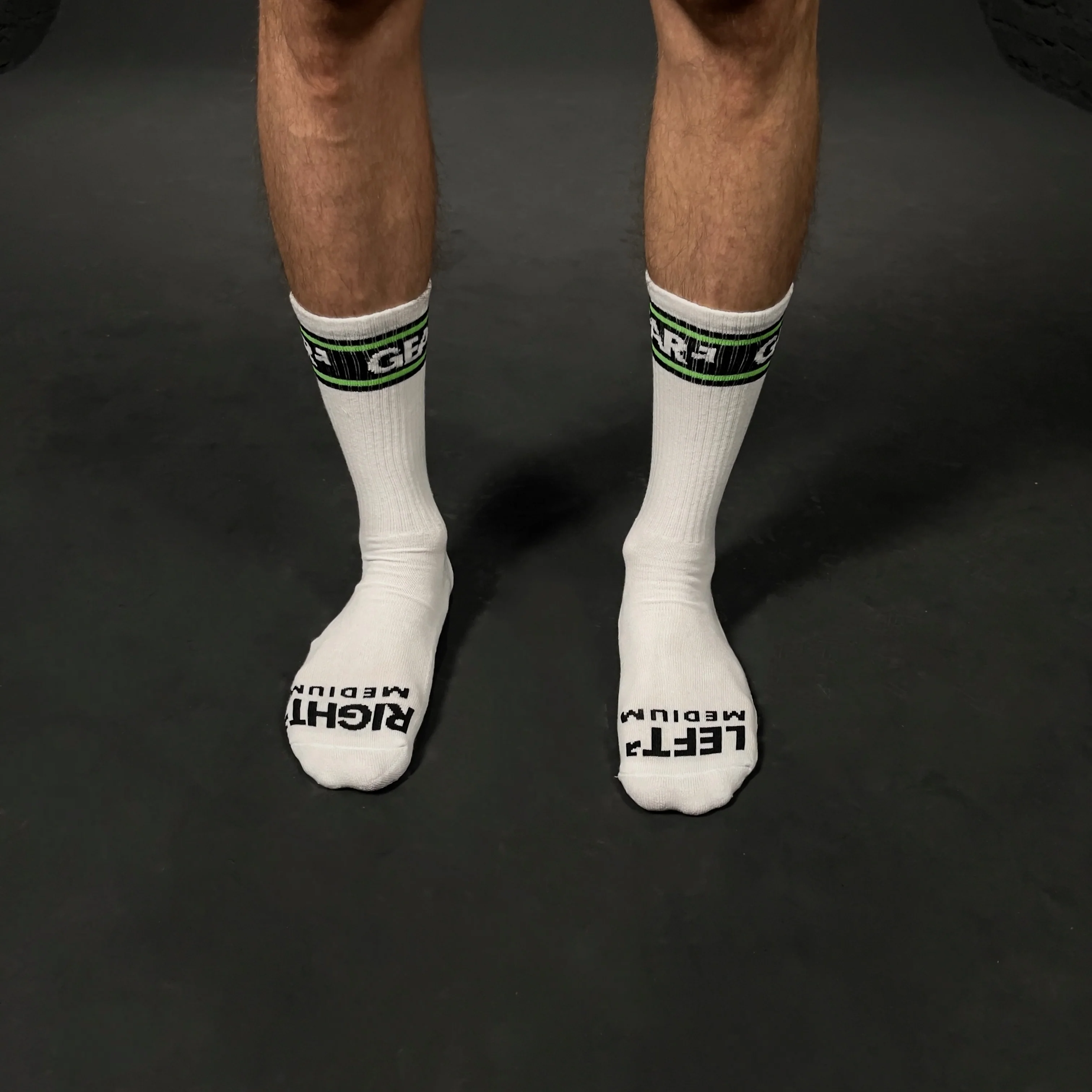 SMELLY SOCKS WHT/LIME - Image 4